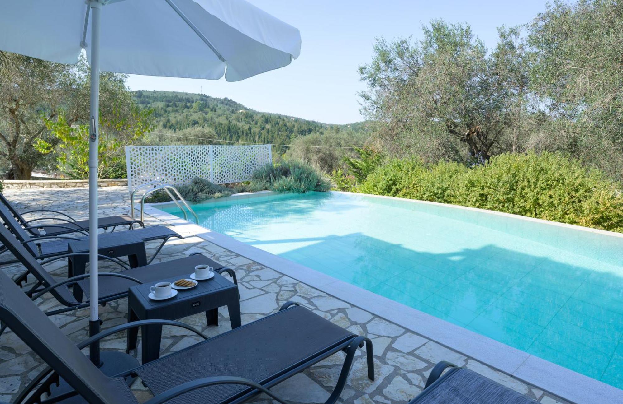 Villa Bougarini Haven Family Villa Rock Pool Oasis Ieromonachos Exterior photo